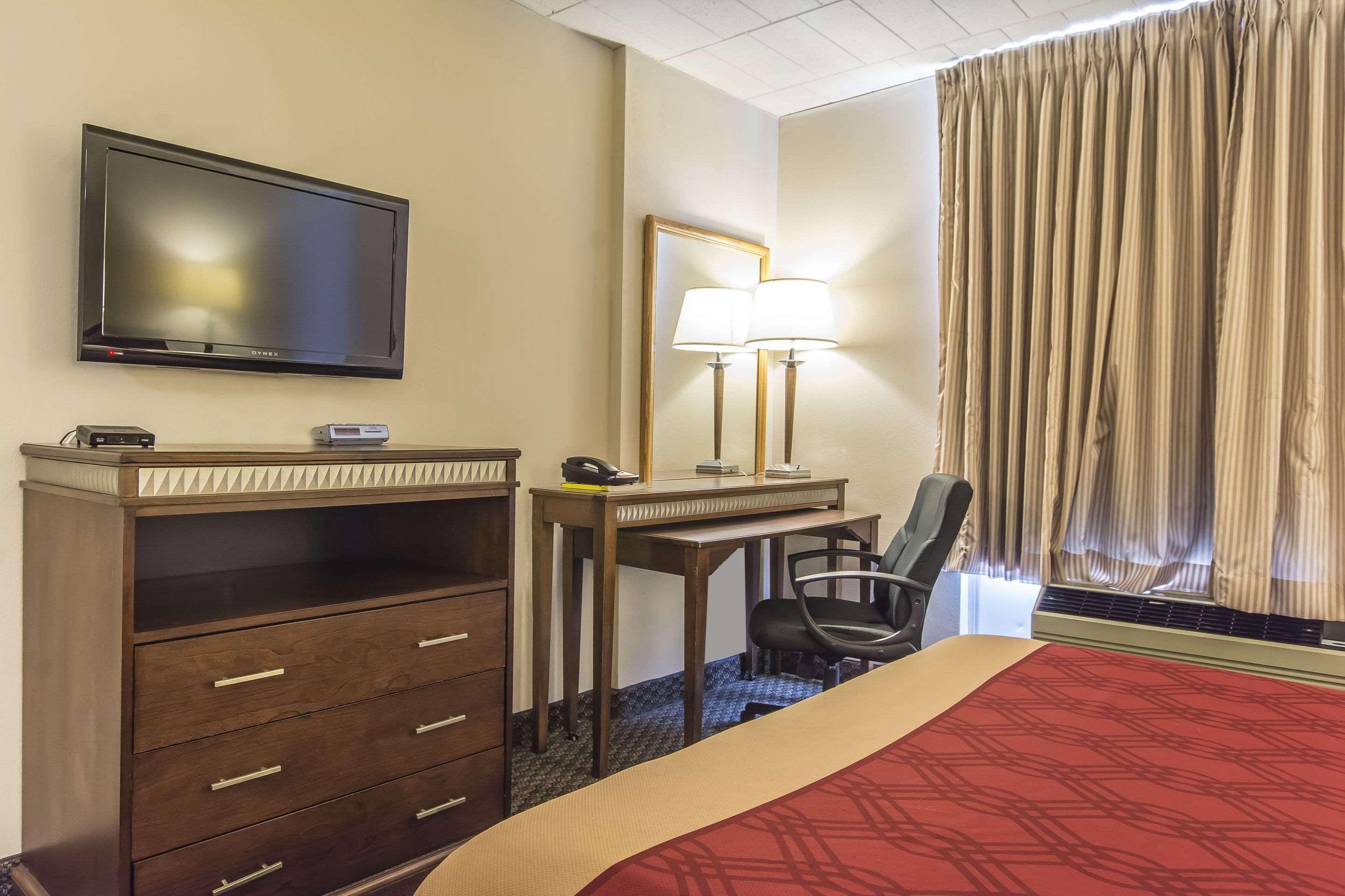 Econo Lodge Orillia Εξωτερικό φωτογραφία