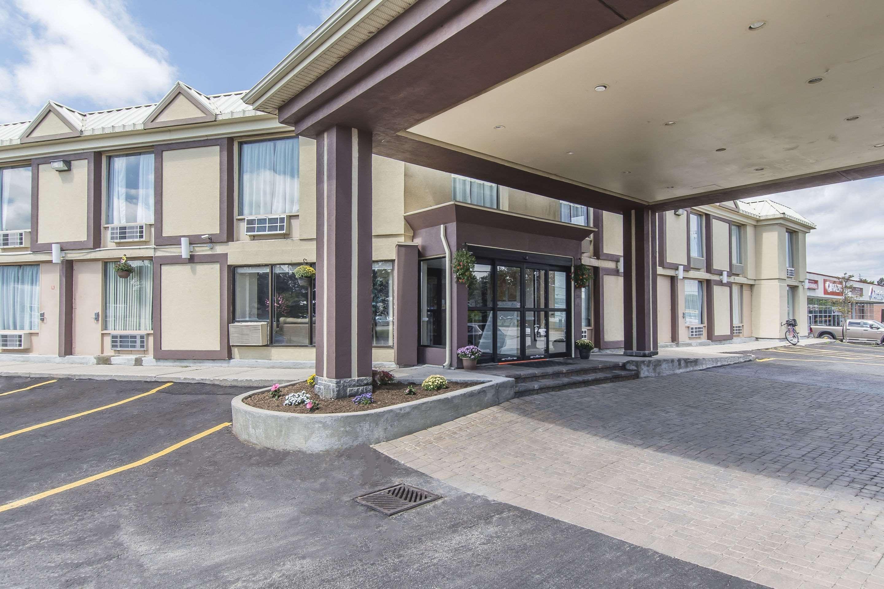 Econo Lodge Orillia Εξωτερικό φωτογραφία